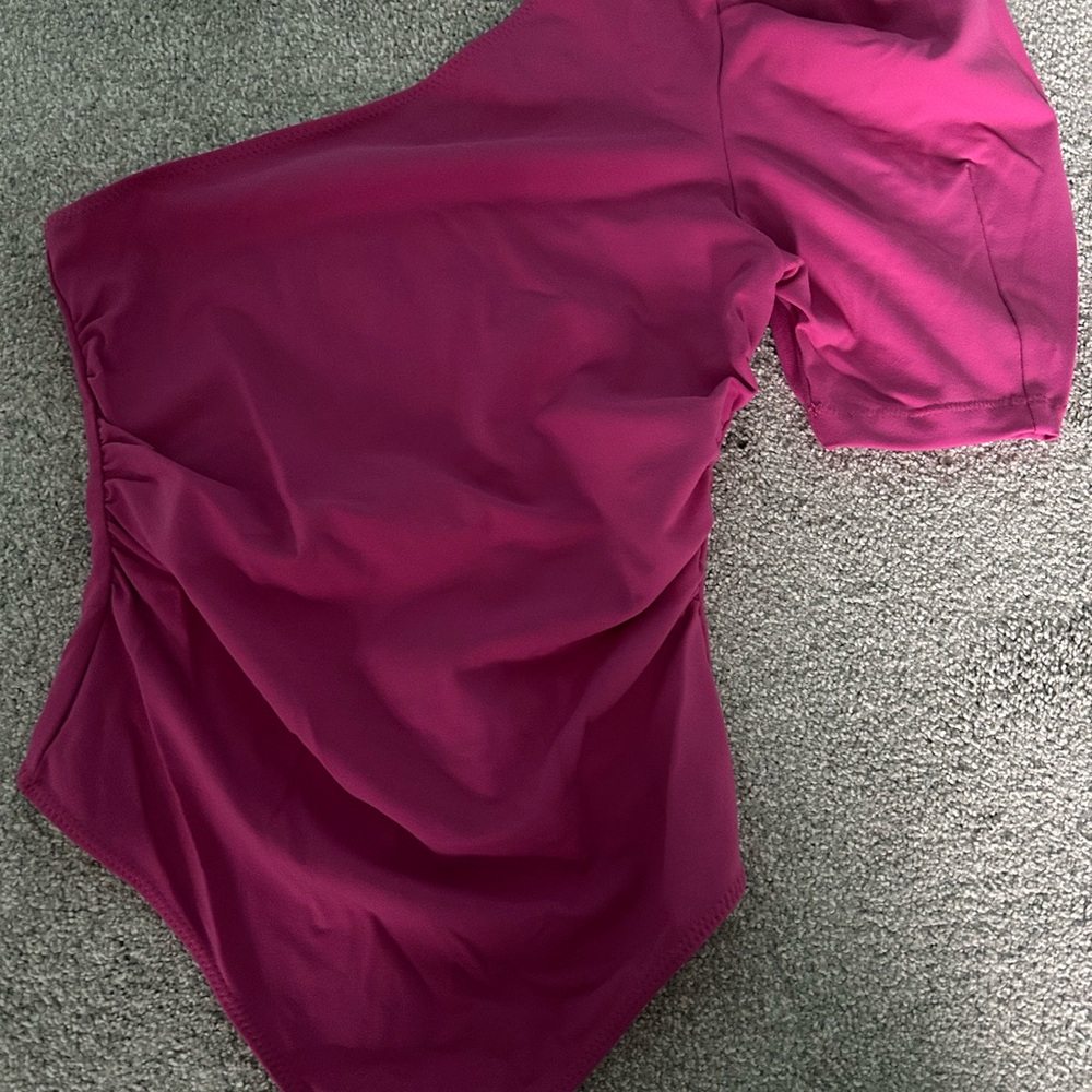 Elegant Magenta Women's Bodysuit